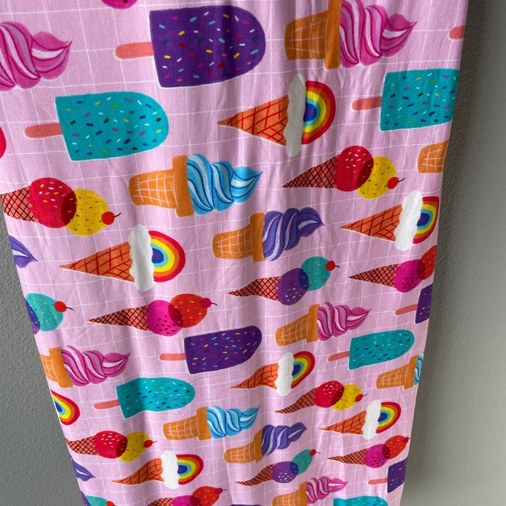 Little Sleepies Pink Rainbow Sprinkles Bamboo Cloud Blanket - Picture 2 of 6